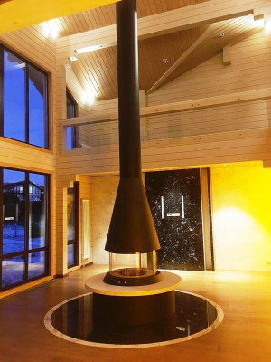 Печь Virtu Центральный Cone 2D, подвесной и закрытая топка (4 радиусных стекла)